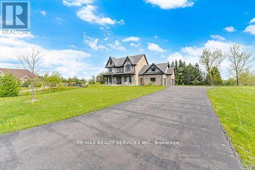 26 COUNTRY MEADOWS DRIVE