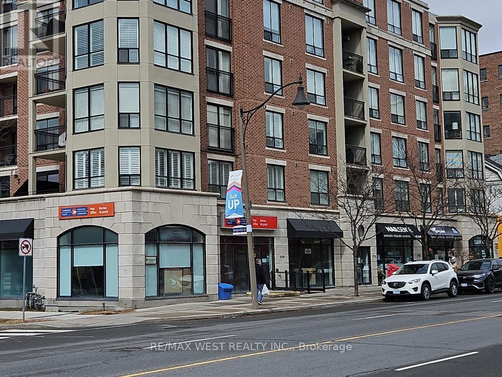 2708 YONGE STREET