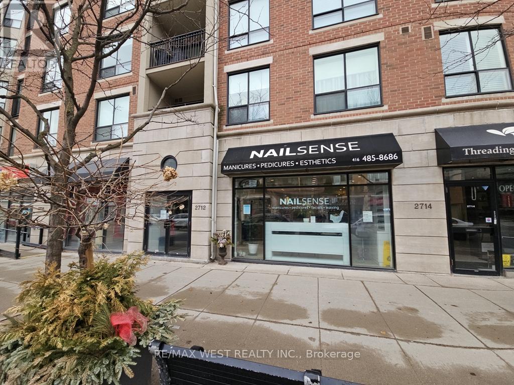 2708 YONGE STREET