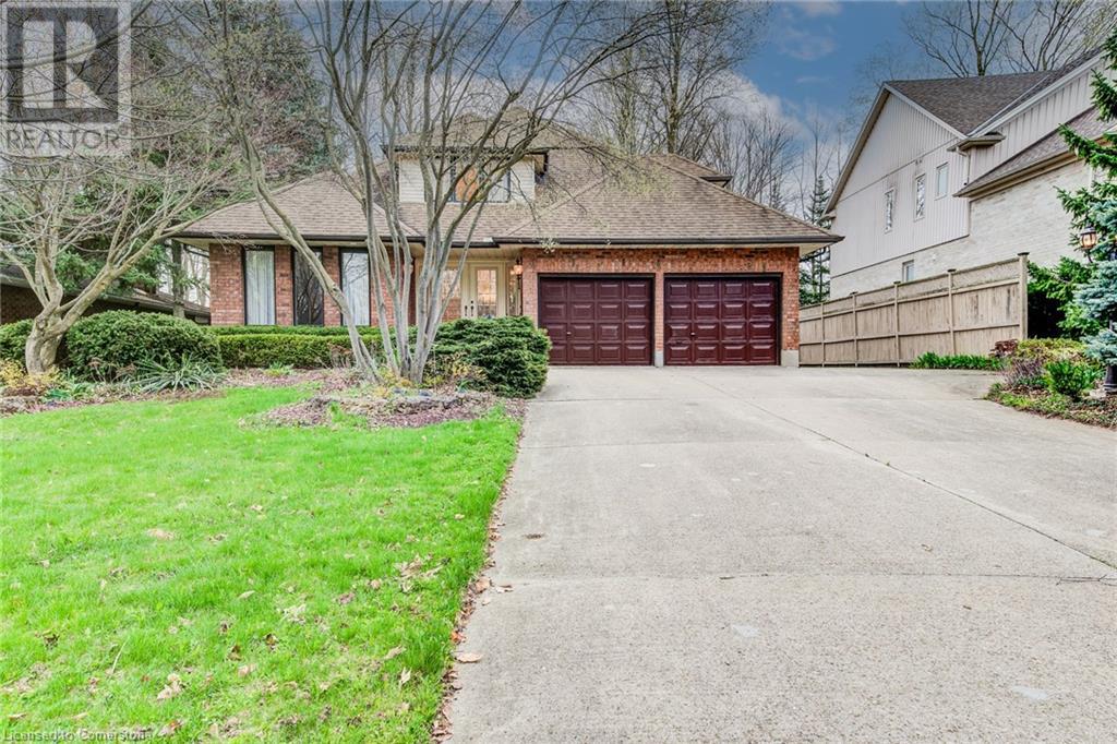 225 CORRIE Crescent