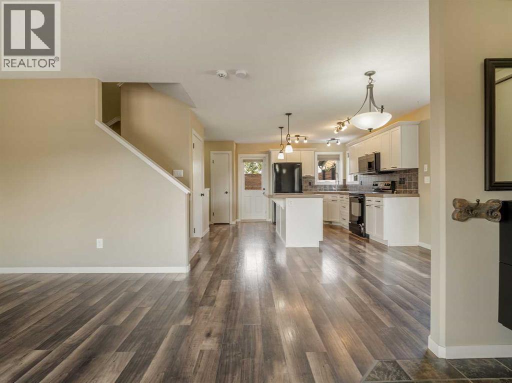 120 Mt Sundial Court W