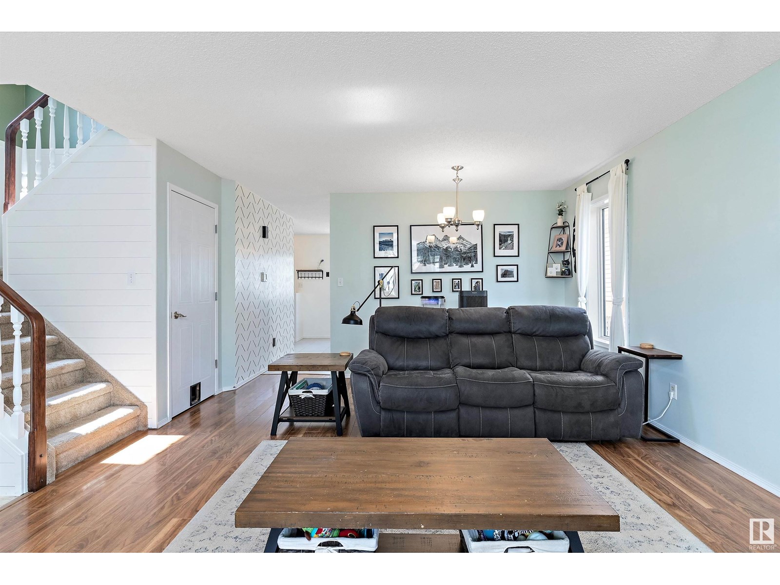 16218 56 ST NW