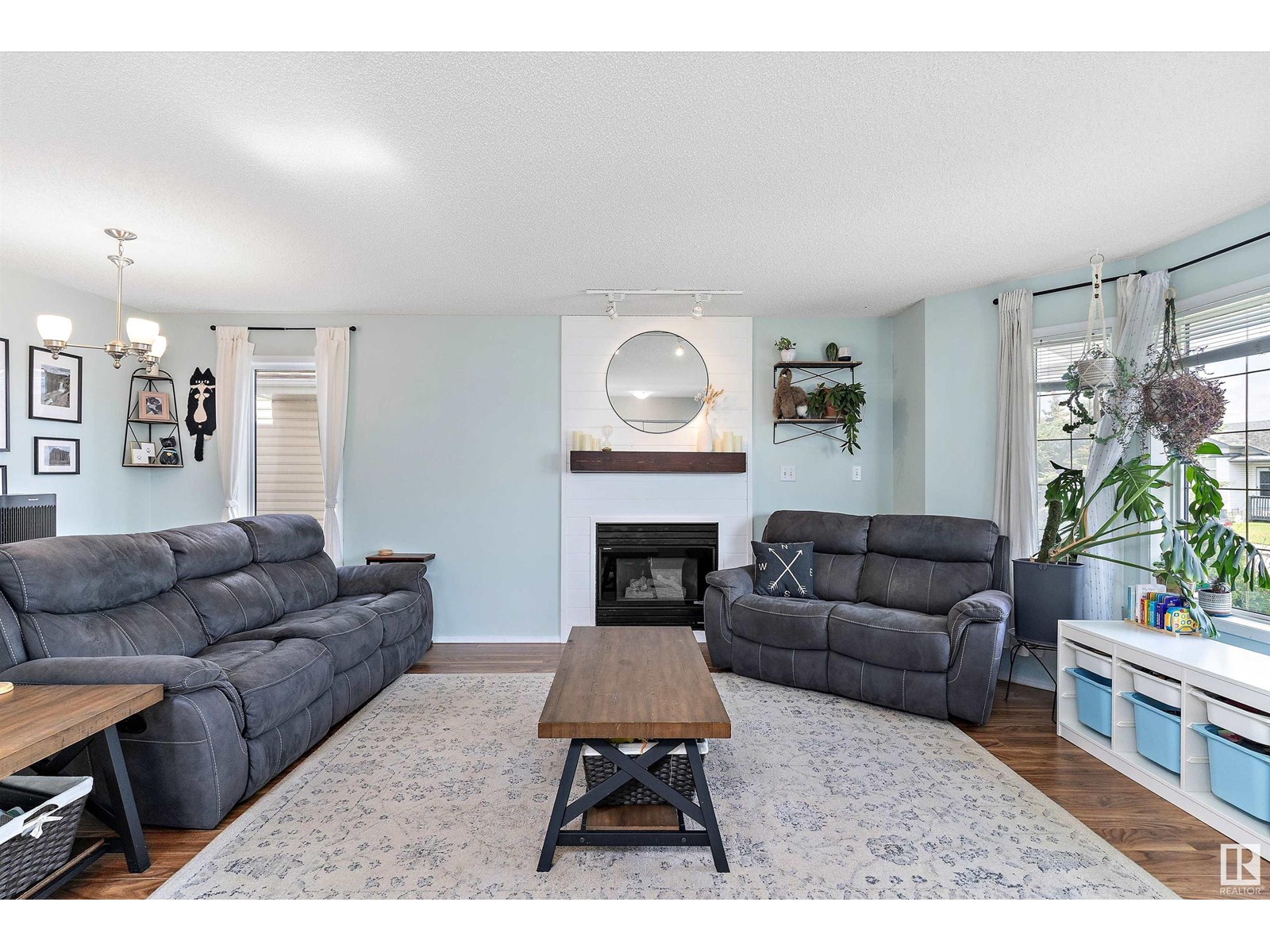16218 56 ST NW