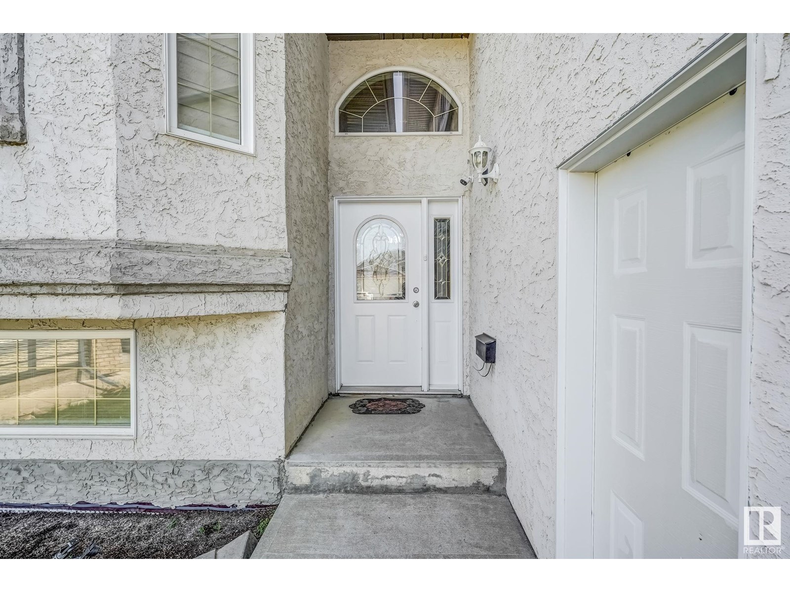 723 KIRKNESS RD NW