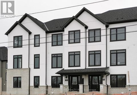 2428 HARMONY ROAD N Oshawa (Kedron) ON L1H8L7