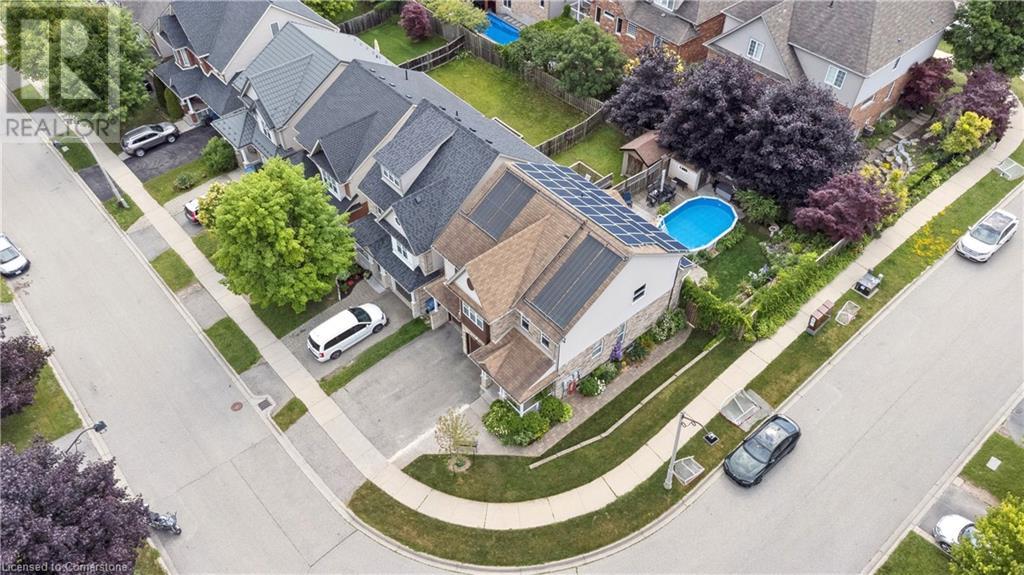 18 GEDDES Crescent