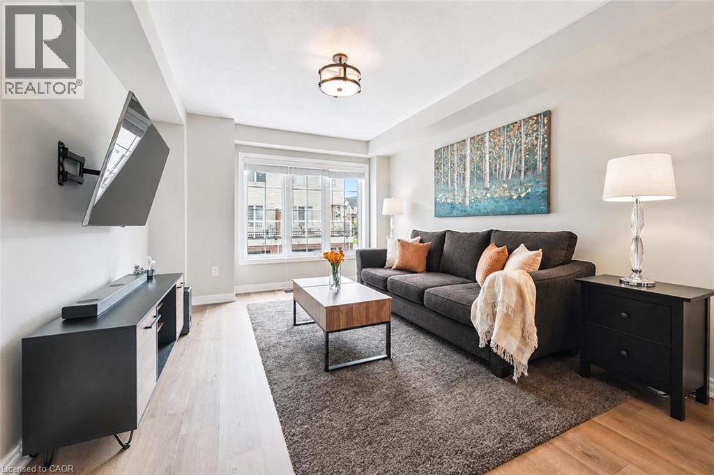 395 LINDEN Drive Unit# 2