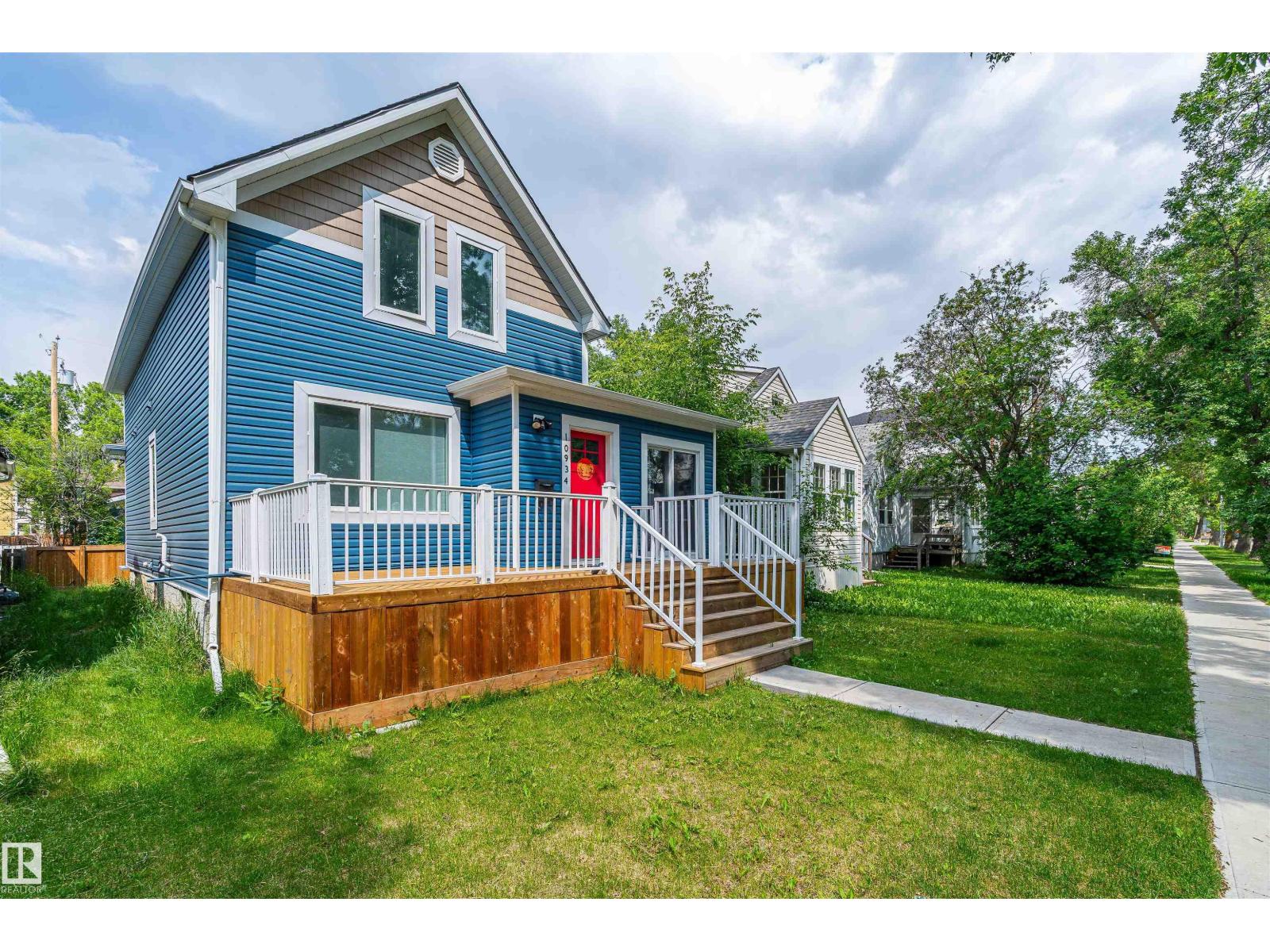 10934 80 AV NW