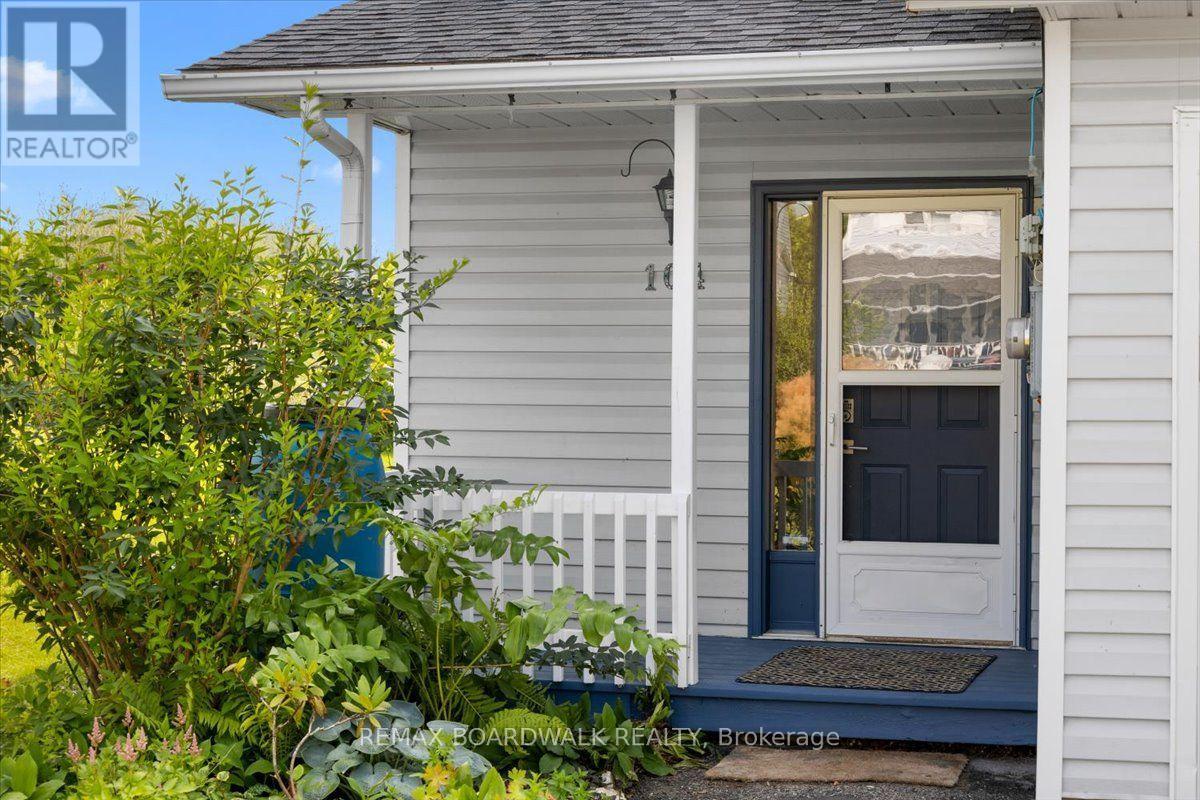 104 DUNHAM STREET