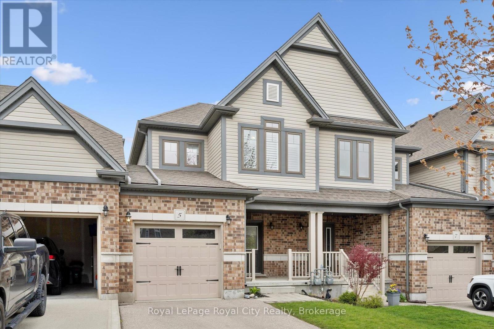 5 SANDYBAY AVENUE