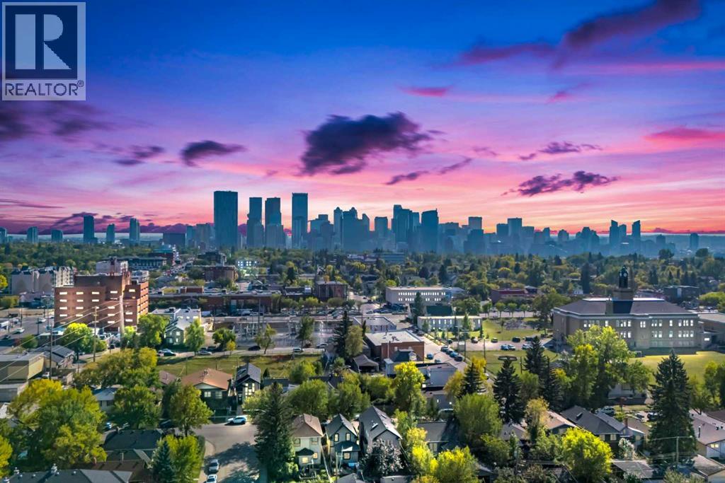 11, 3726 Centre Street NE