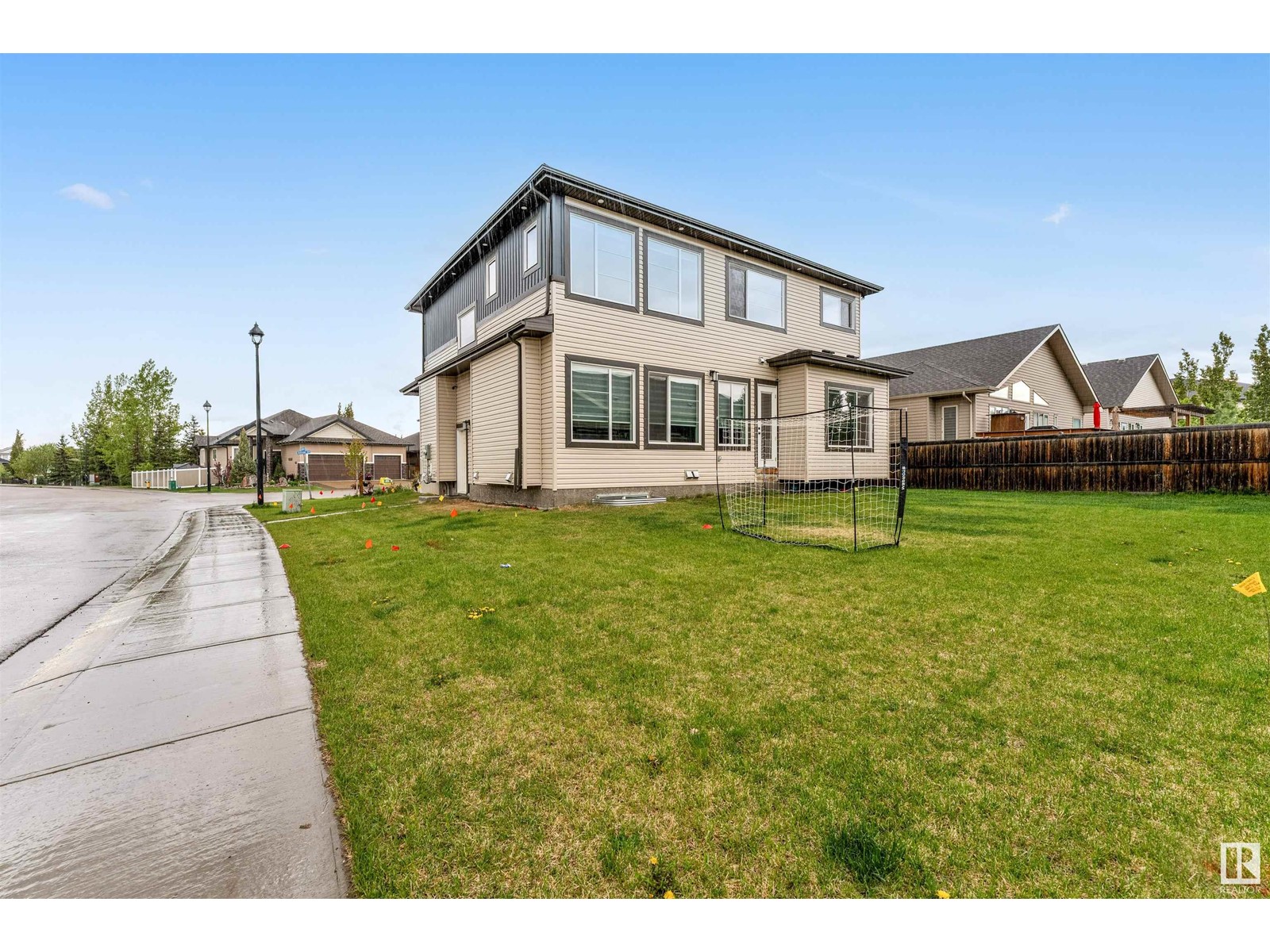 259 RAVINE DR