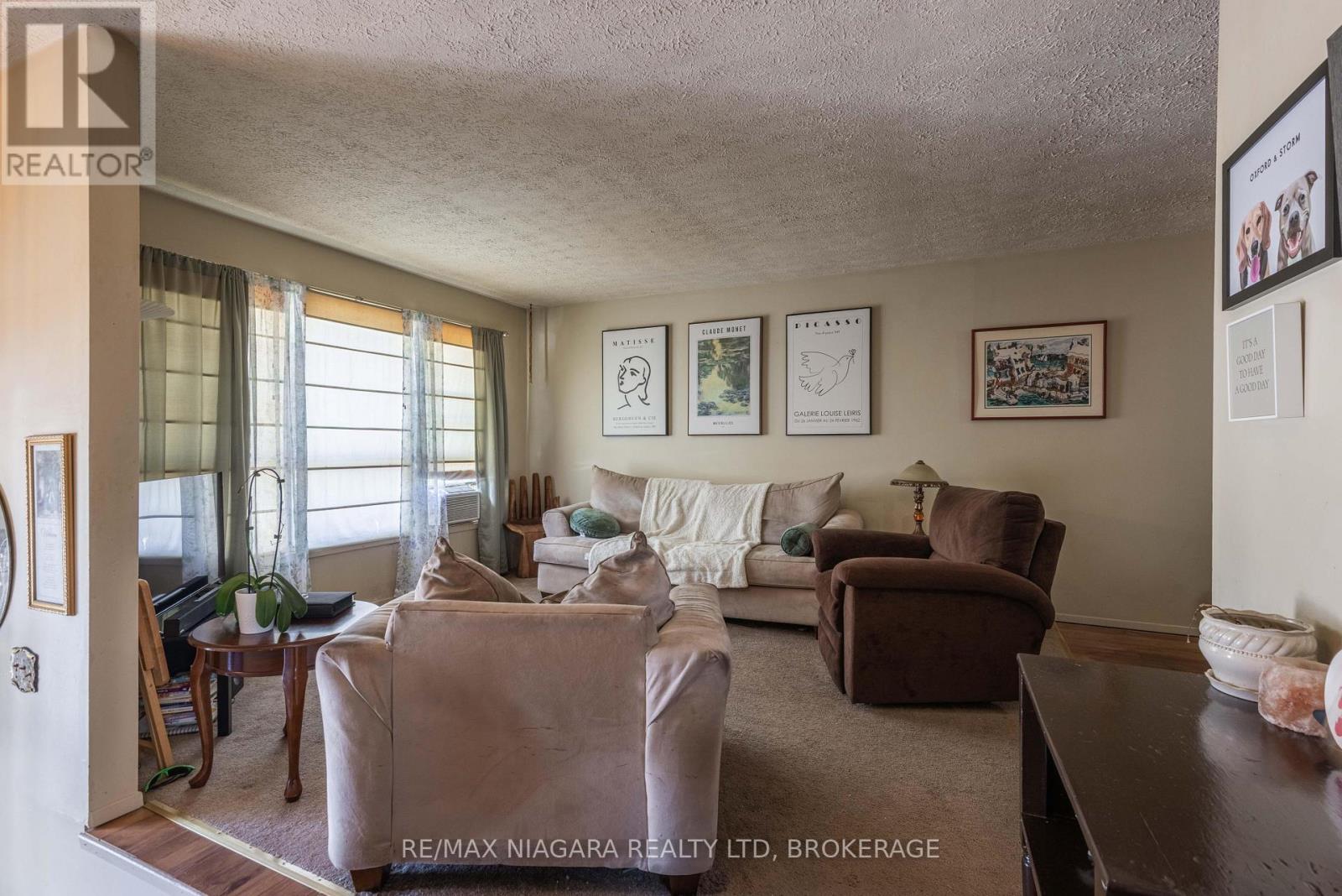 7709 RONNIE CRESCENT