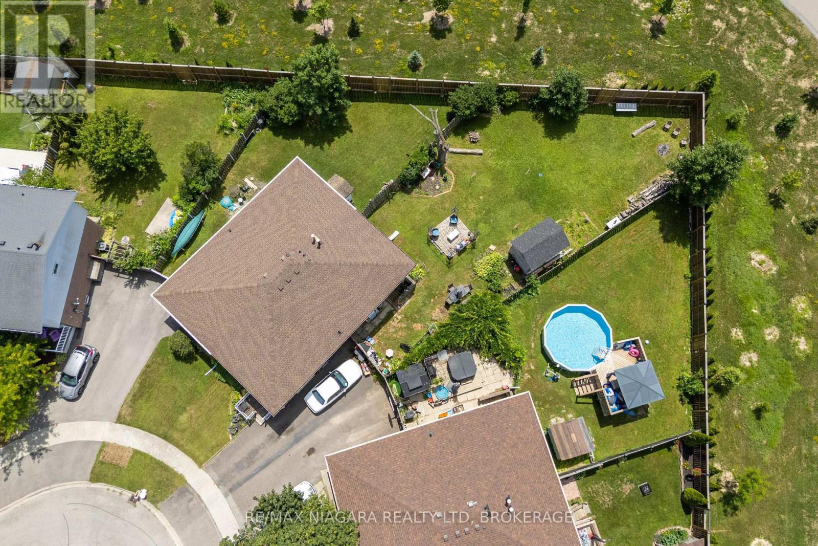 7709 RONNIE CRESCENT