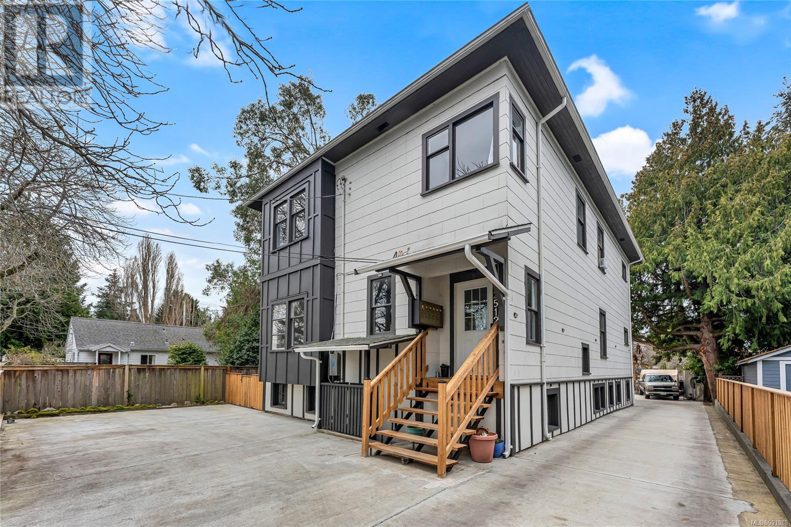 2512 Fernwood Rd