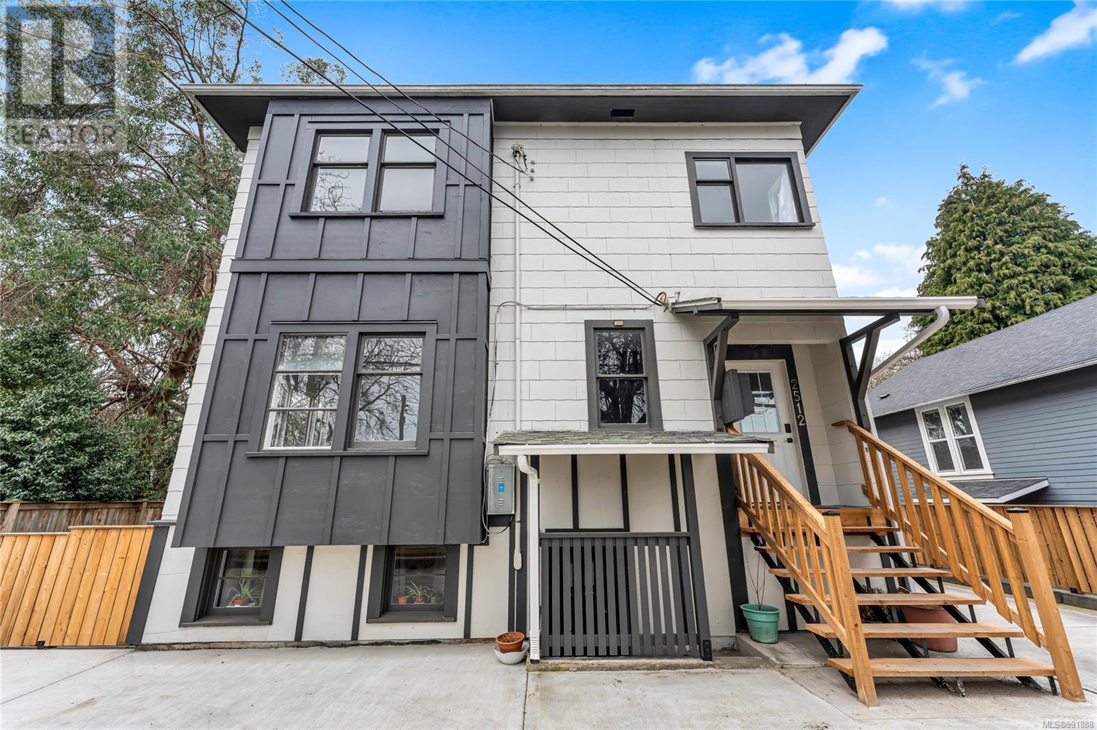 2512 Fernwood Rd