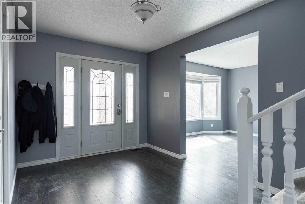 145 Robin Crescent