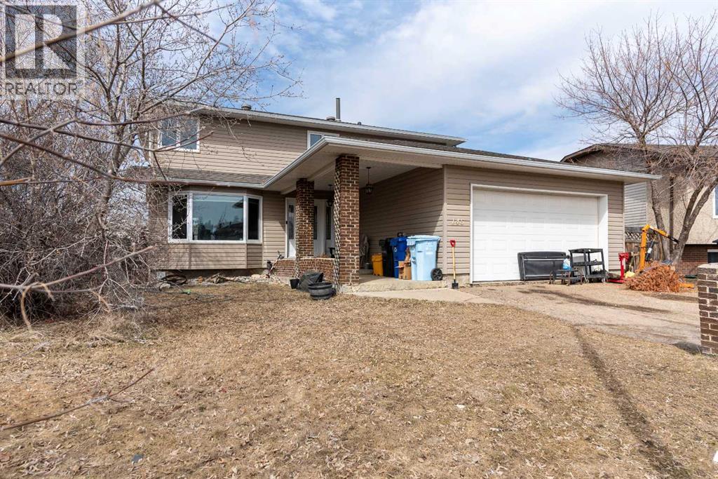 145 Robin Crescent