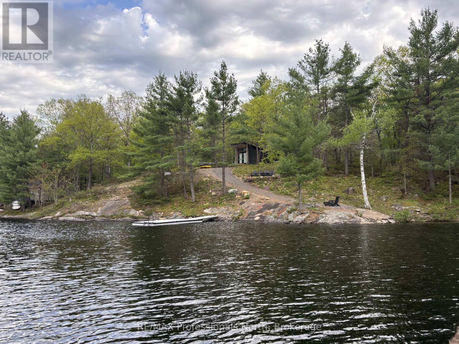 303 NINE MILE LAKE