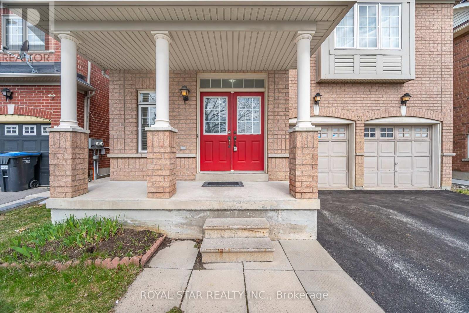 21 BAYLAWN CIRCLE