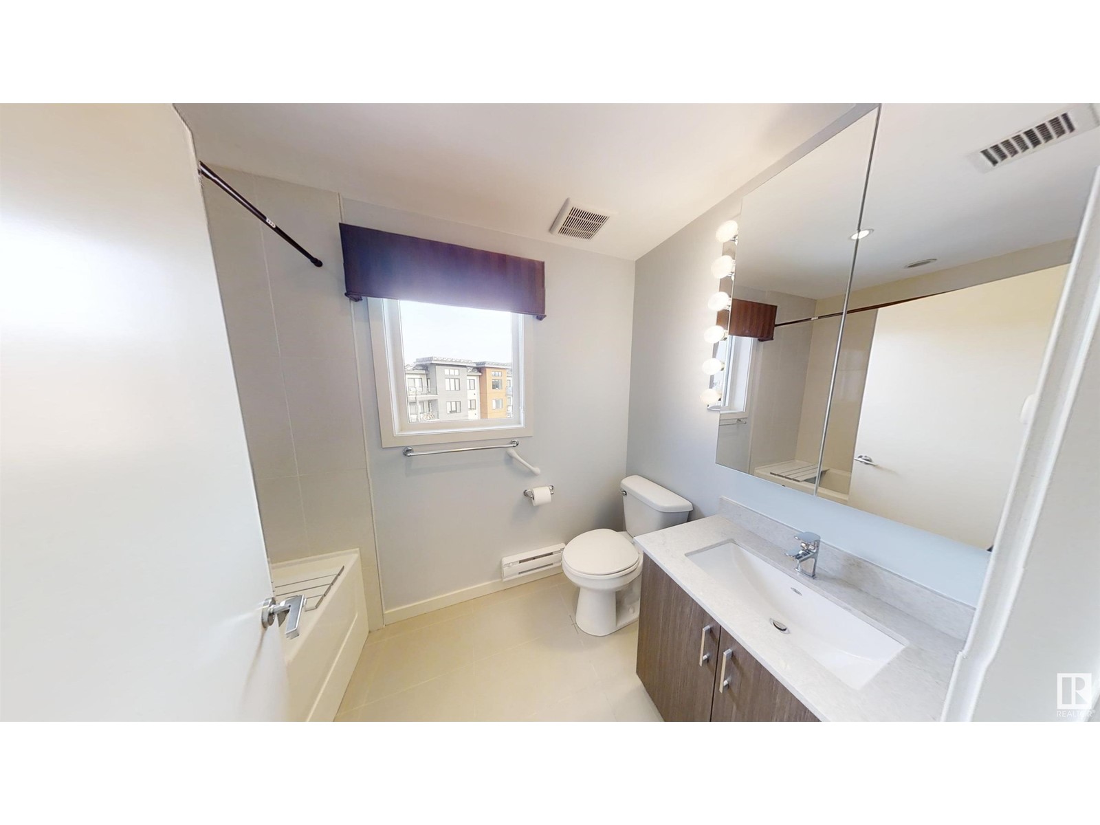 #513 5 ST LOUIS ST
