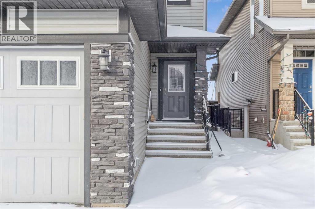 352 Skyview Shores Manor NE