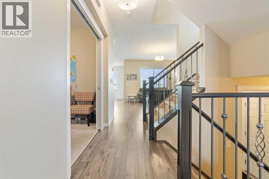 352 Skyview Shores Manor NE