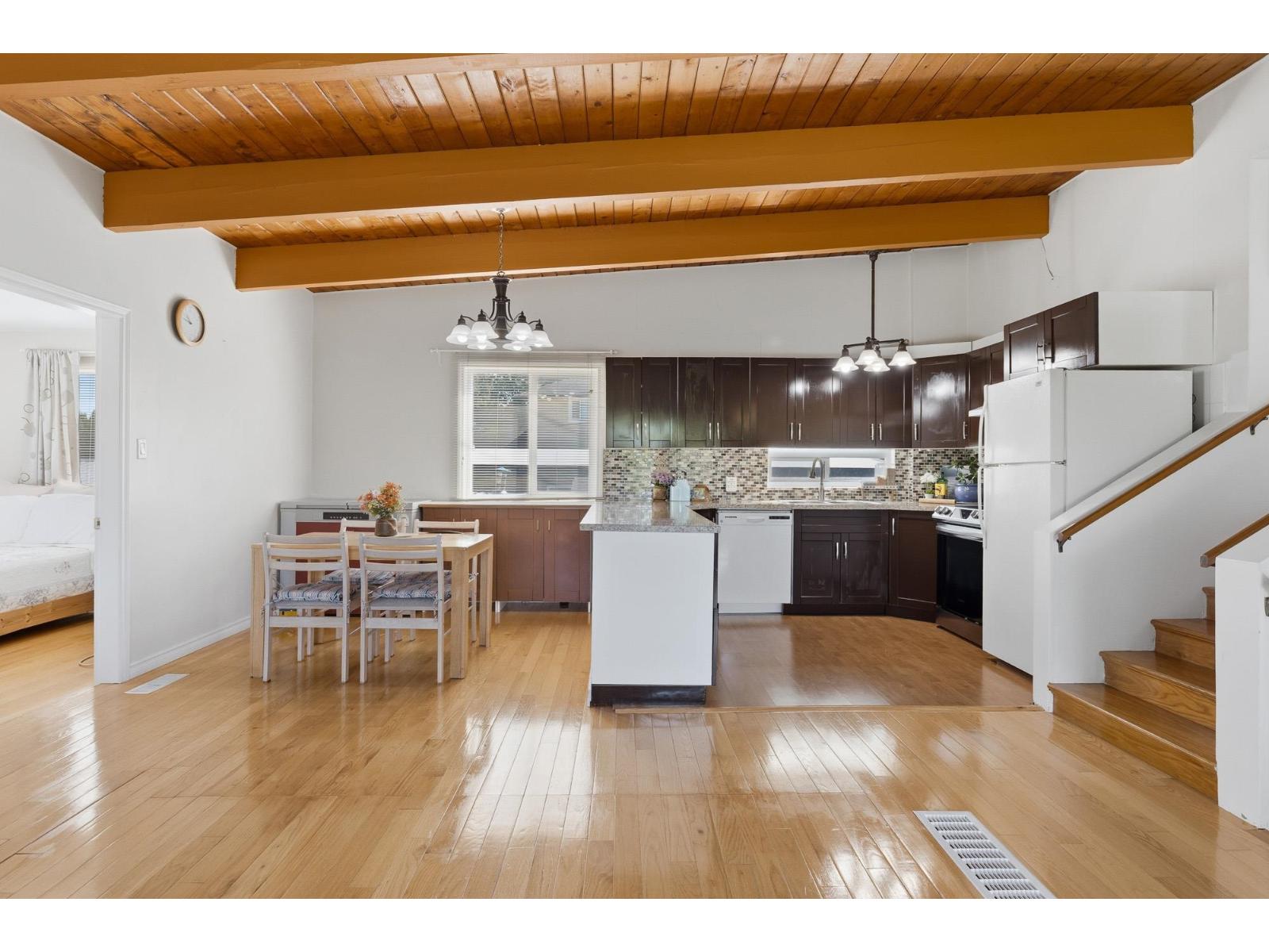 7495 LEARY CRESCENT|Sardis West Vedder