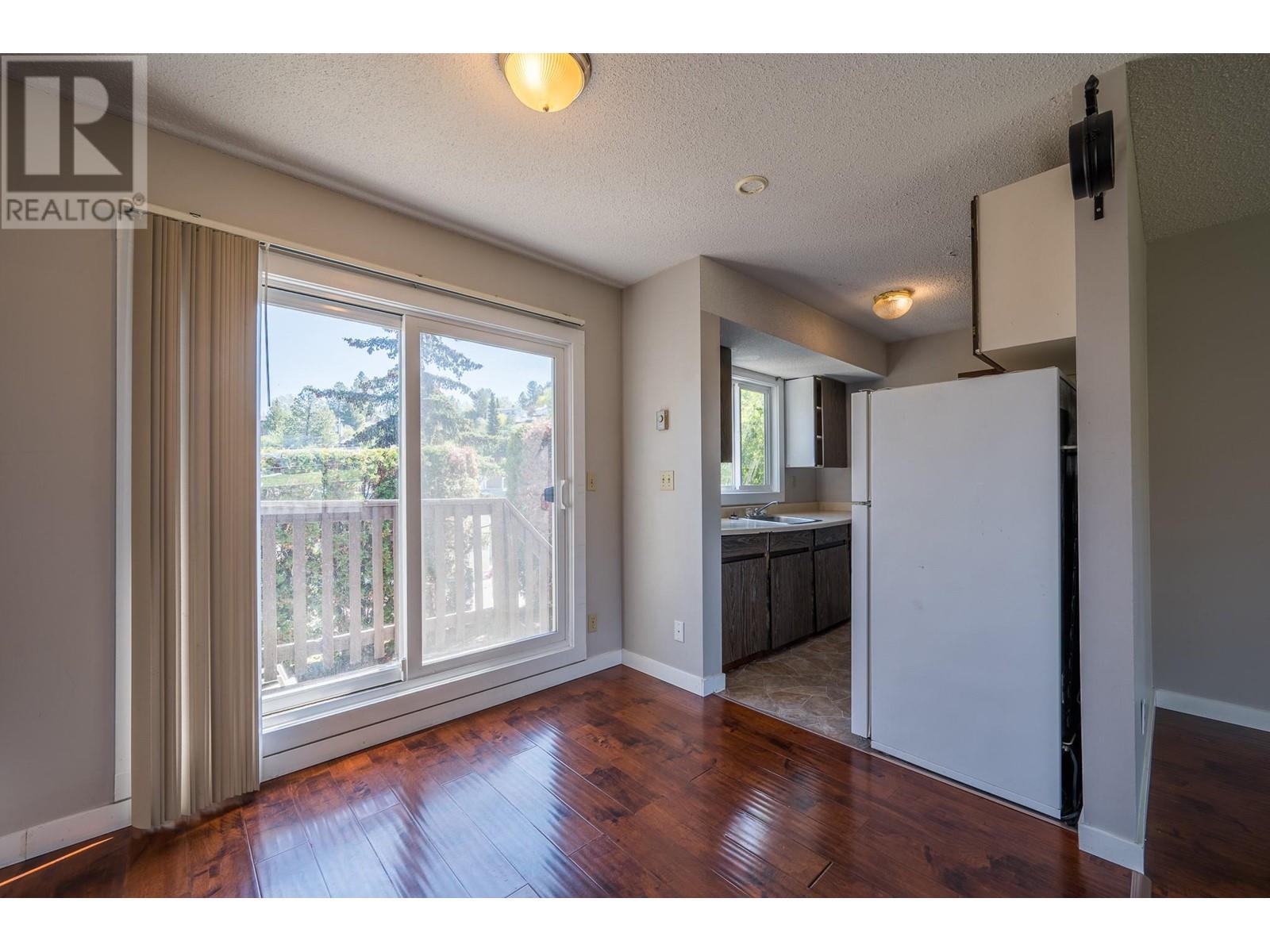 1605 SUMMIT Drive Unit# 74