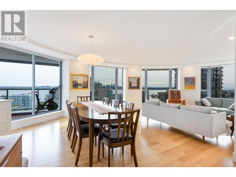 1202 120 W 2ND STREET North Vancouver BC V7M1C3
