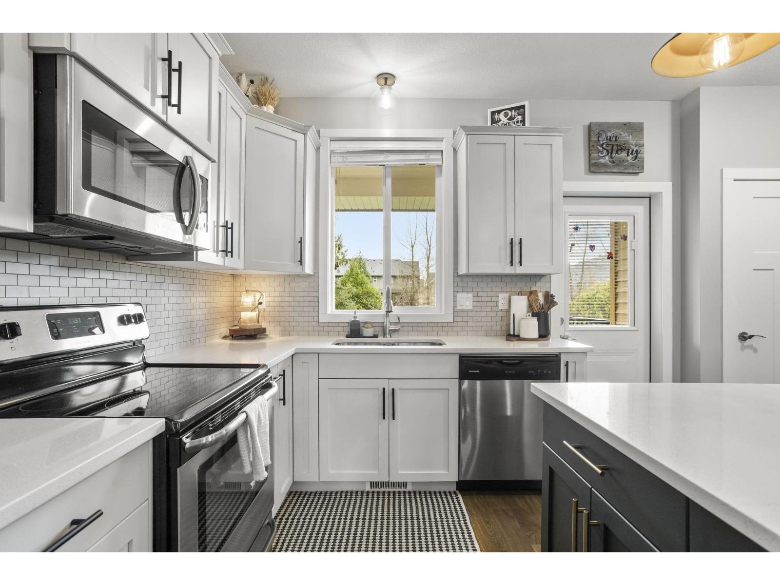 16 1640 MACKAY CRESCENT|Agassiz