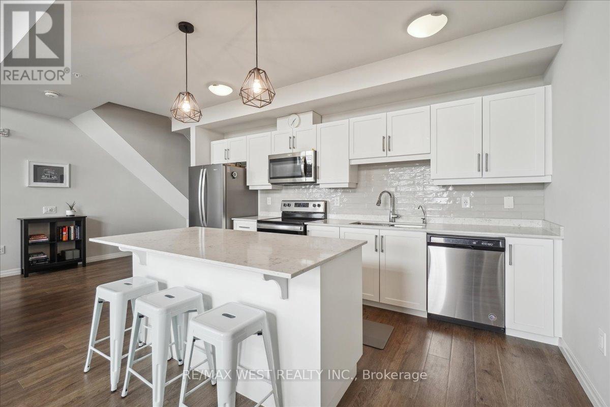 413 - 35 KINGSBURY SQUARE