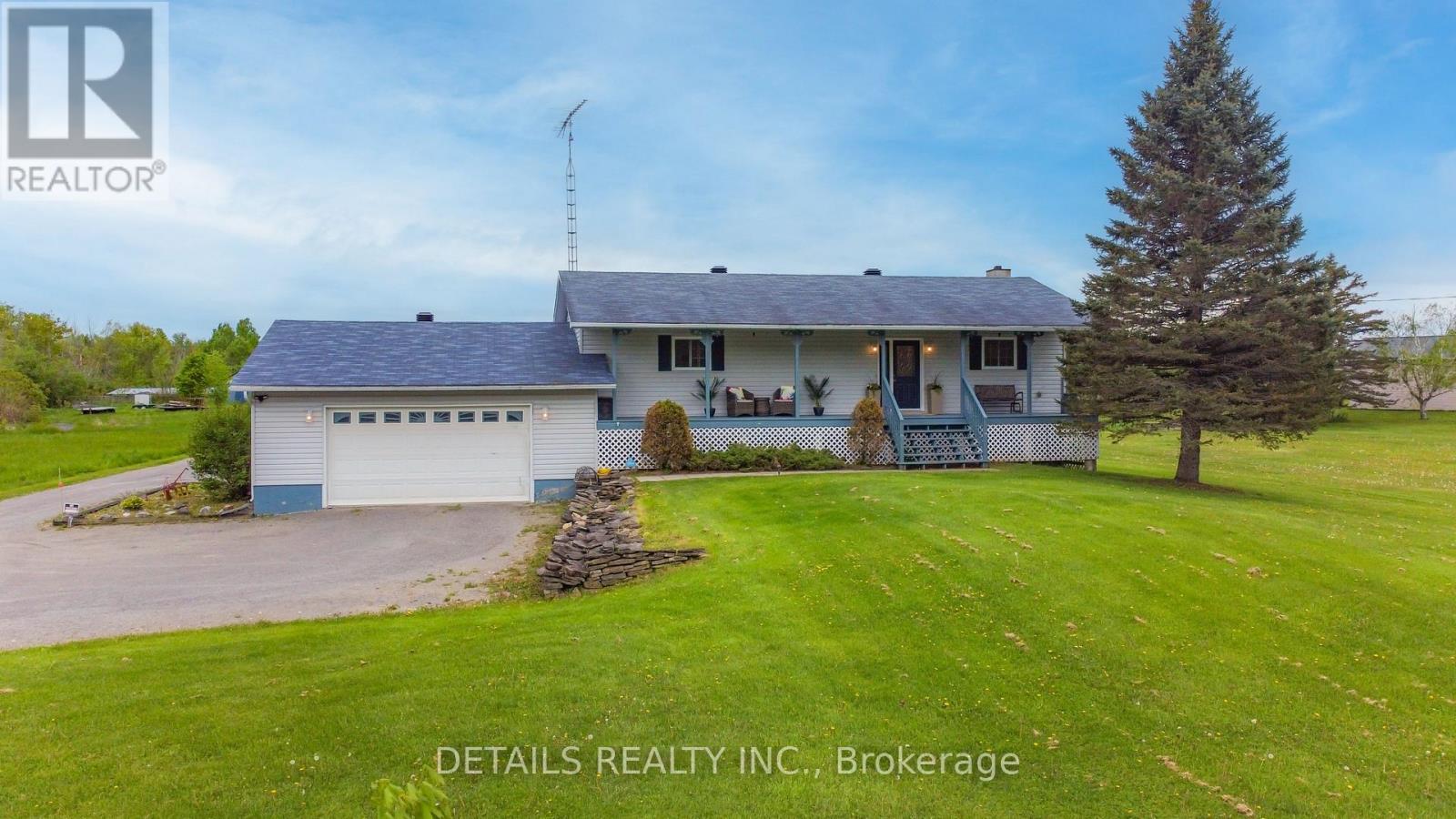 887 MACPHERSON ROAD