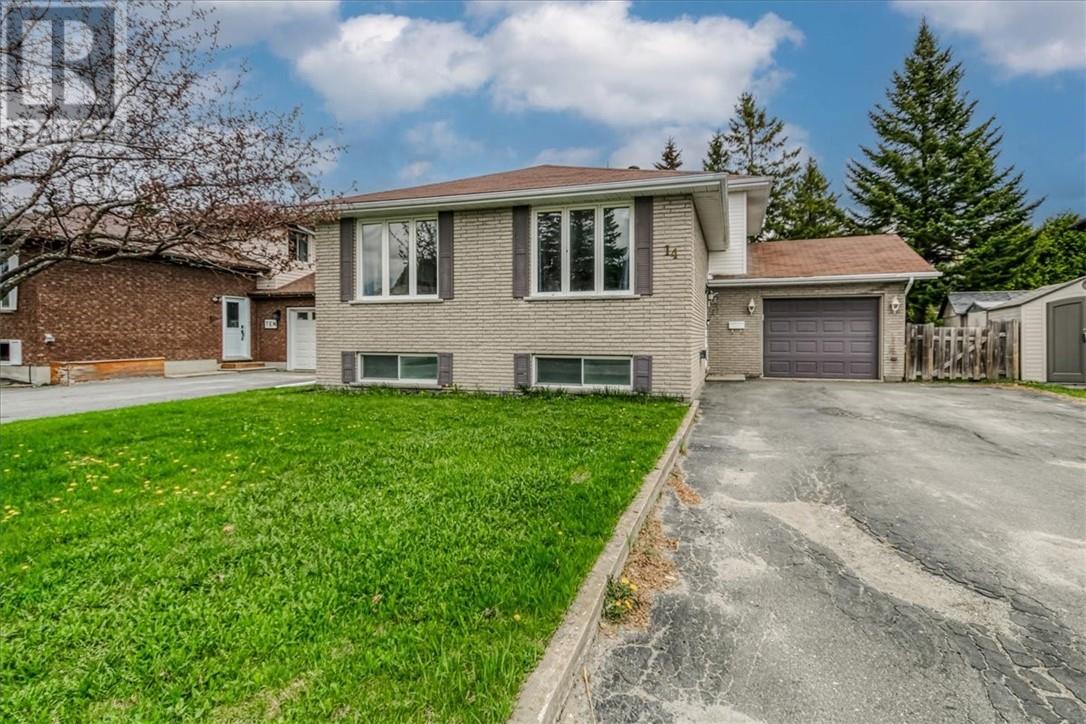 14 Chantal Crescent