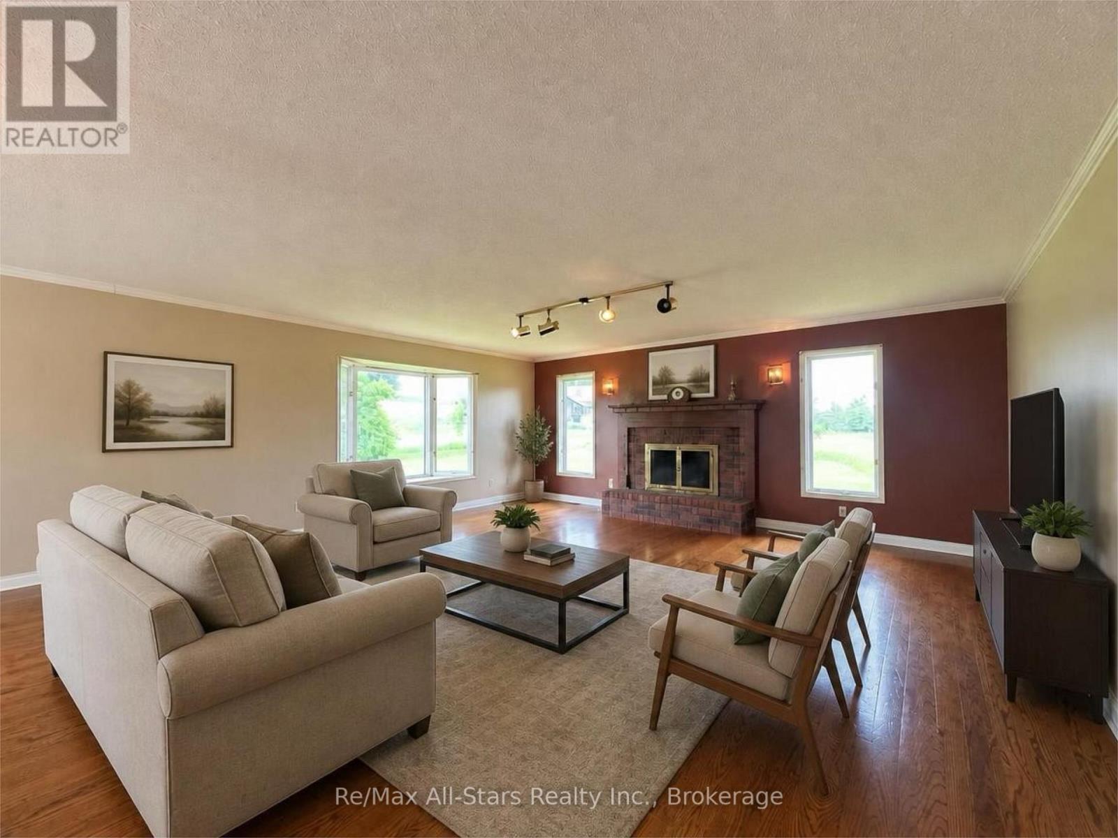 272 PROVIDENCE ROAD