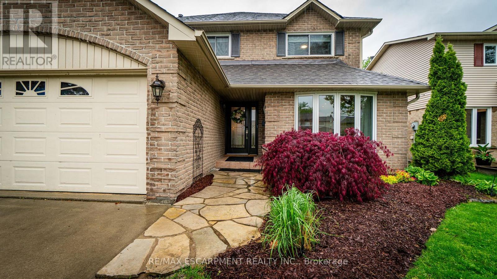 2393 ARNOLD CRESCENT