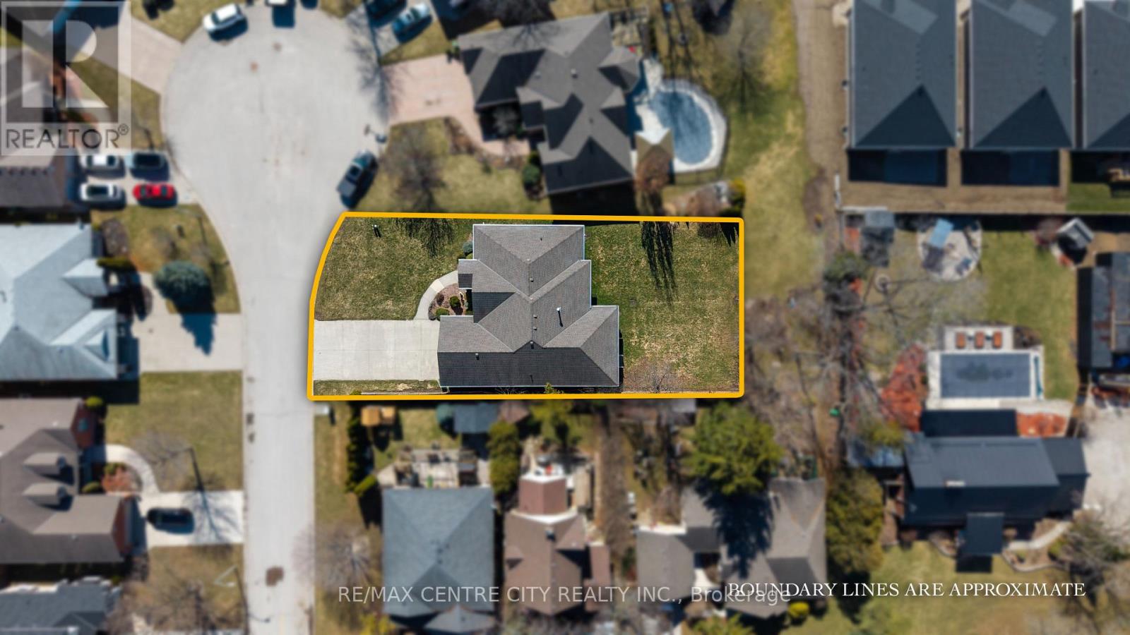 6 HUNTINGTON TERRACE