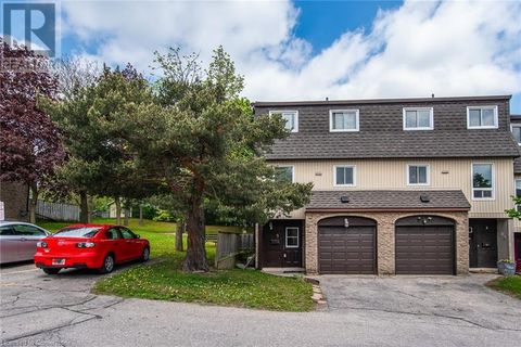 80 OLD COUNTRY Drive Unit# 9 Kitchener ON N2E2E5