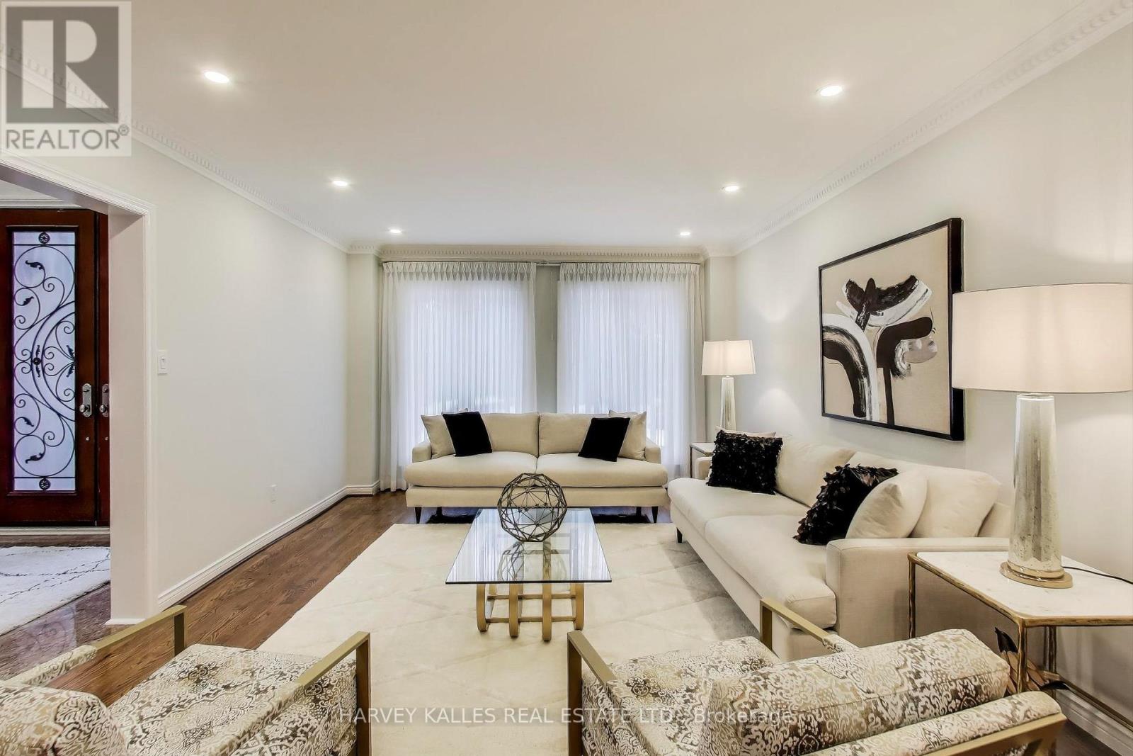 50 KING HIGH DRIVE