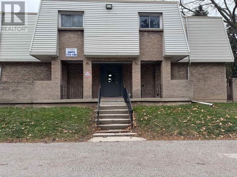 182 - 17 OLD PINE TRAIL St. Catharines (Carlton/Bunting) ON L2M6P9