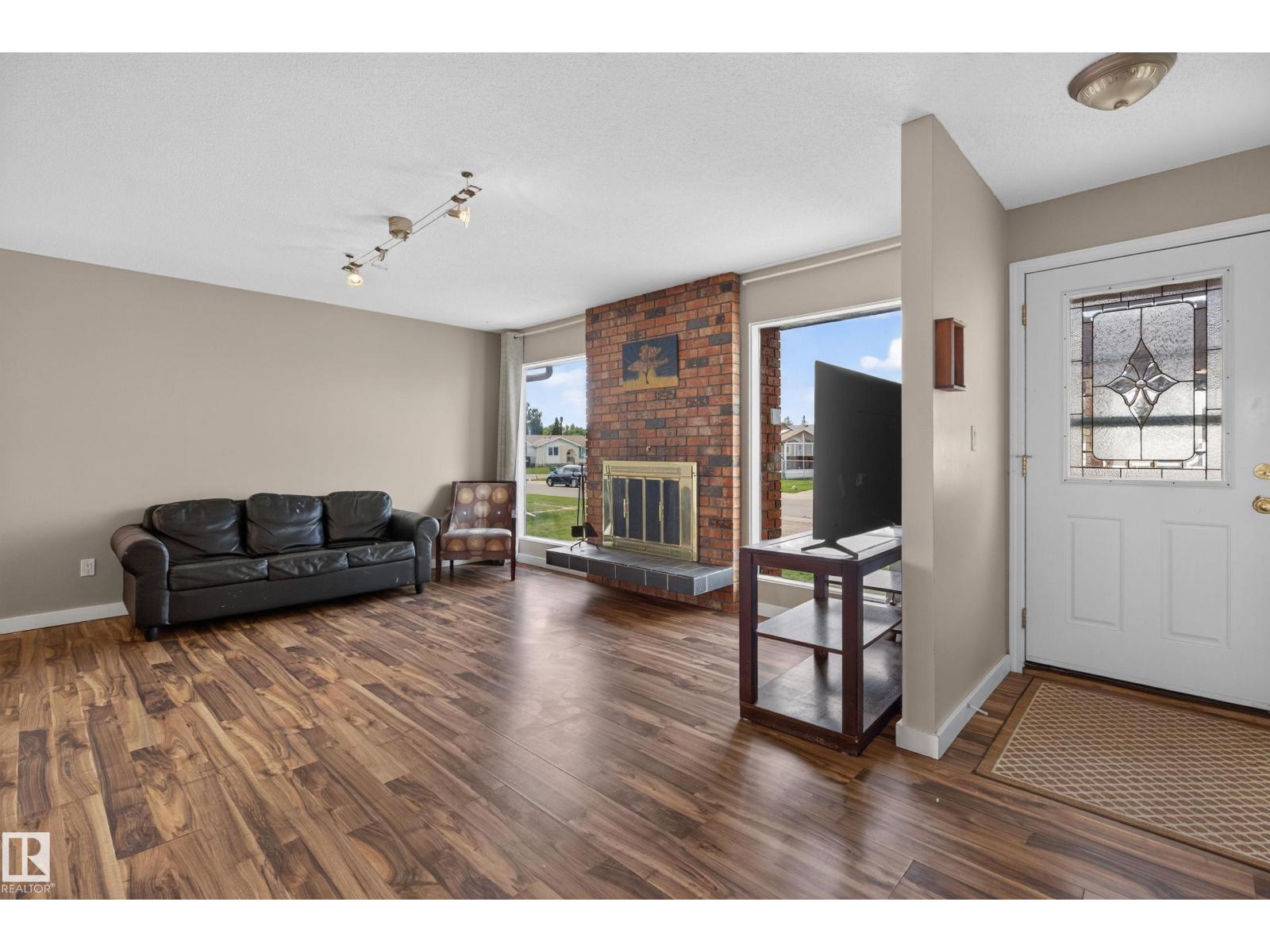 15231 117 ST NW