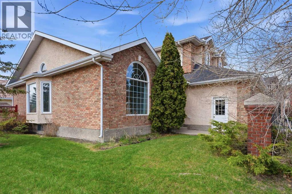 6 Christie Briar Lane SW