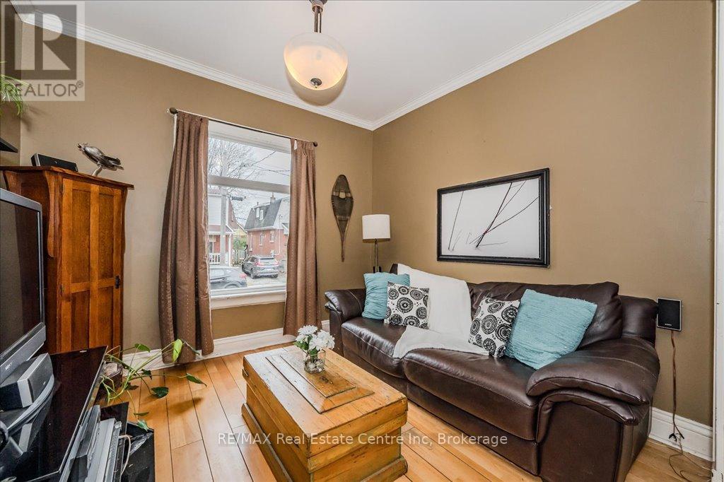 265 LONDON ROAD W
