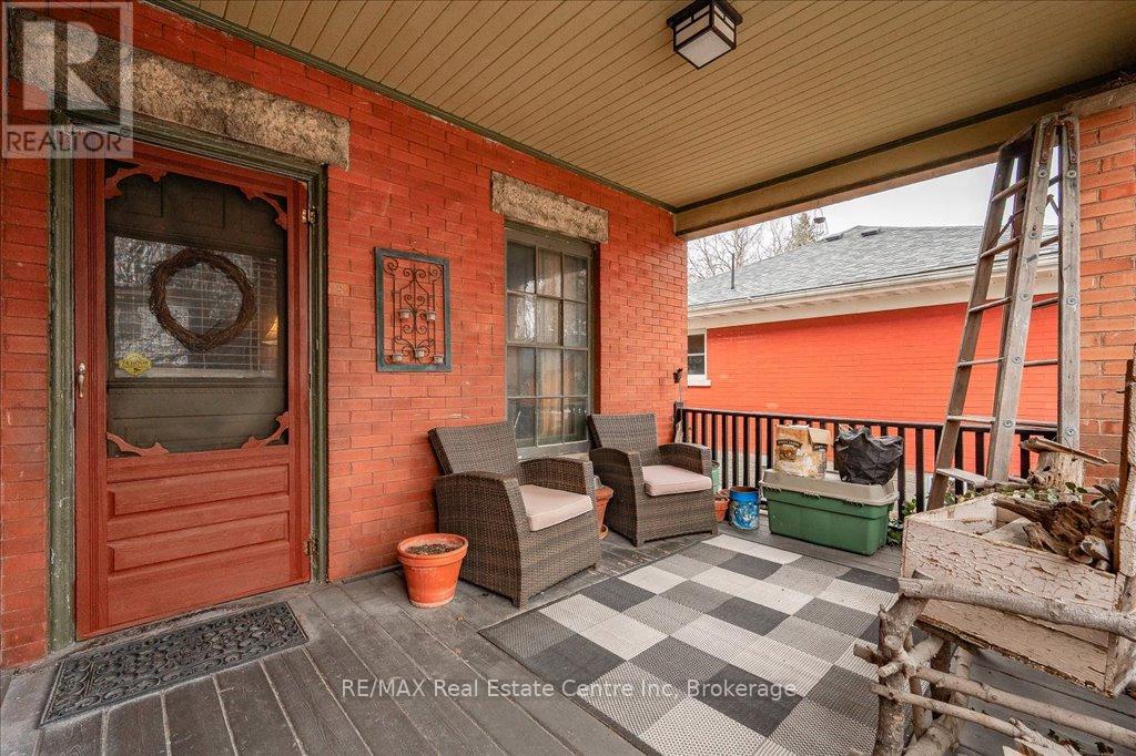 265 LONDON ROAD W