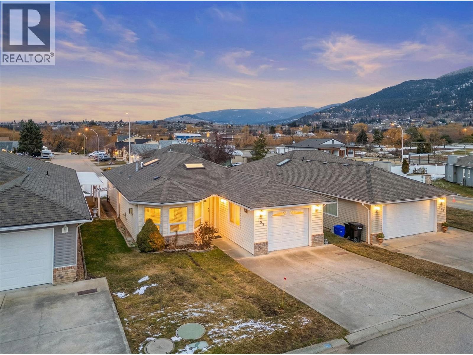 1108 14 Avenue Unit# 102