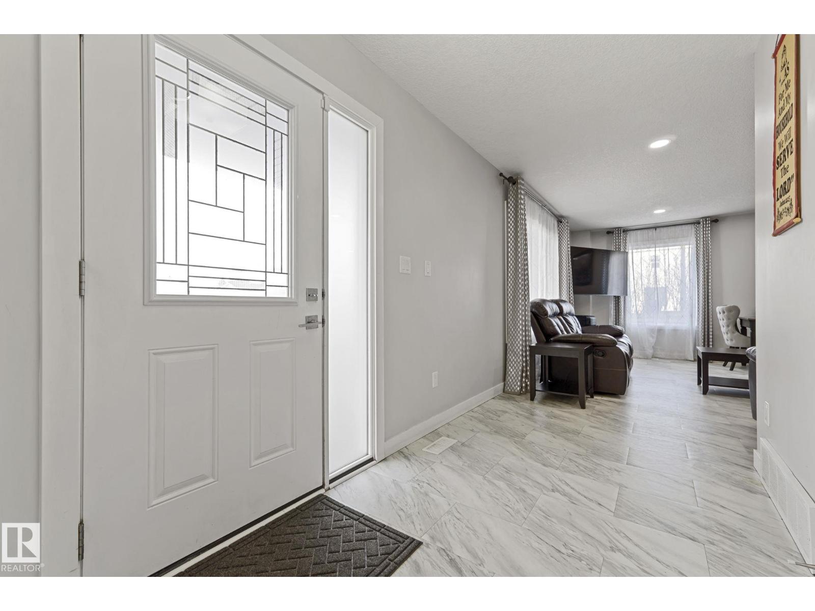 8955 150 ST NW