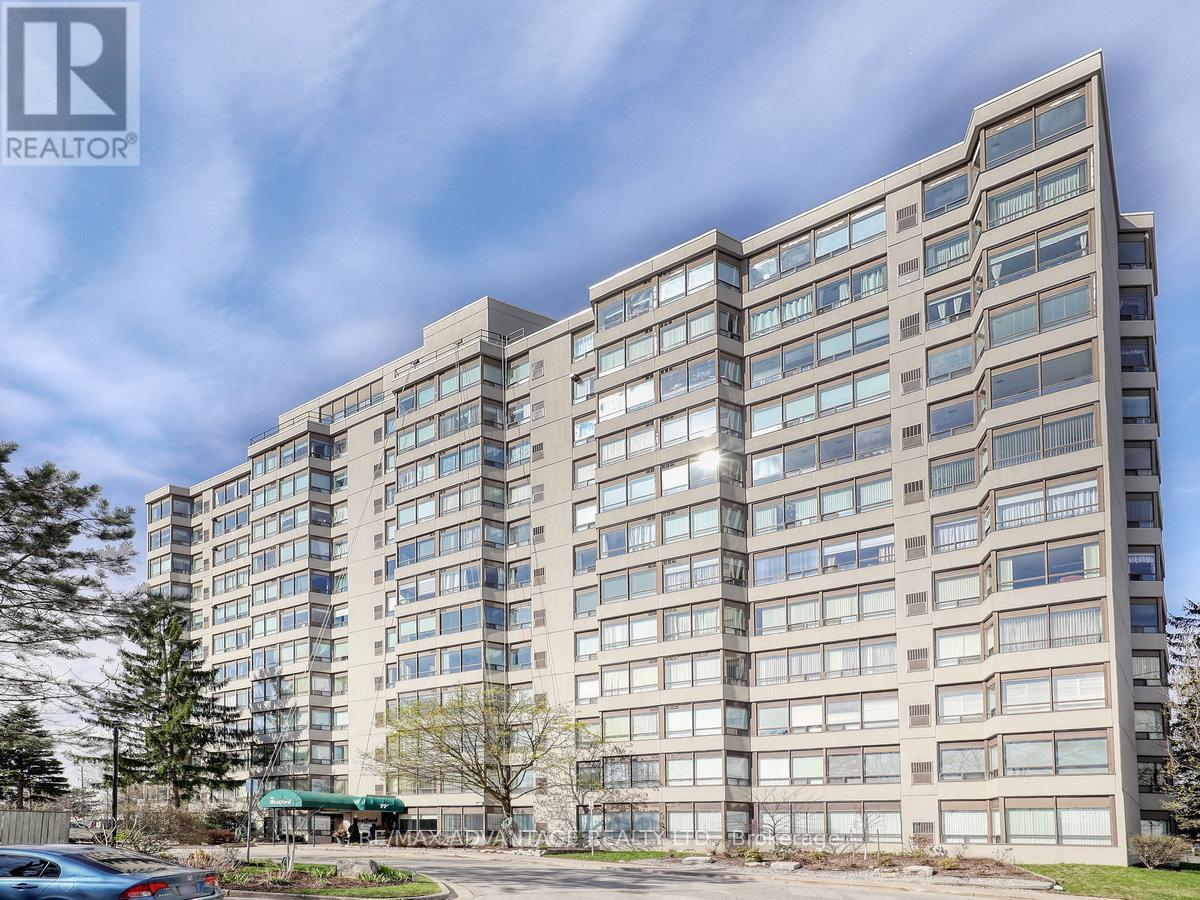 Photo 1 of 46 — 205 - 744 WONDERLAND ROAD S Unit 205, London South (South N), ON N6K4K3