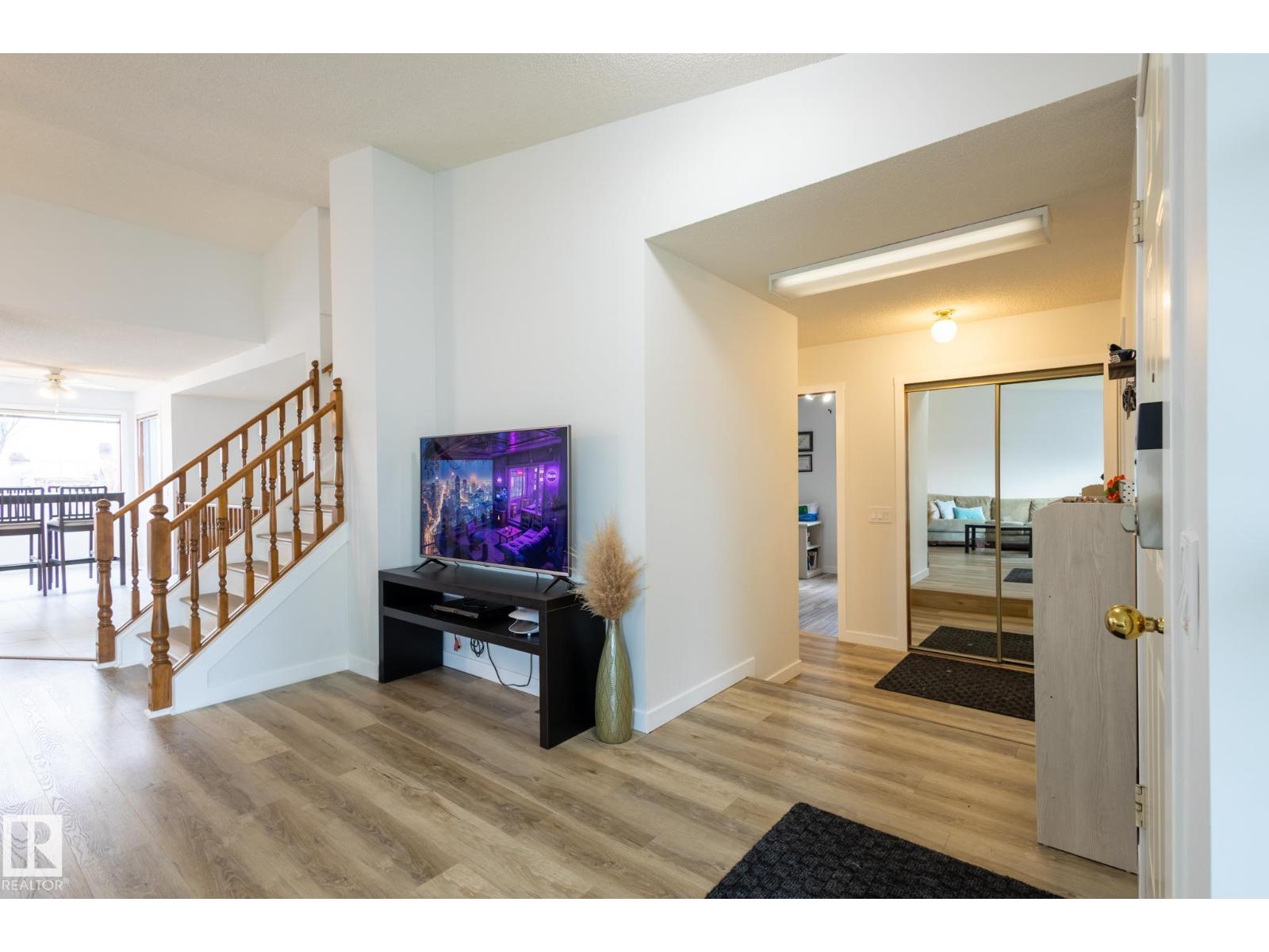 7640 158A AV NW