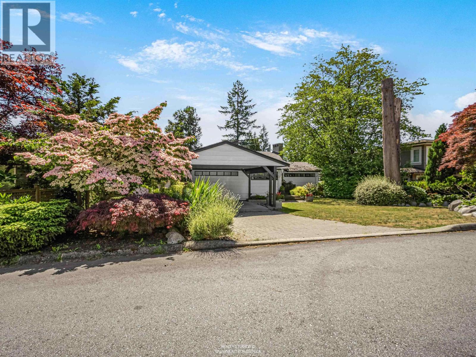 947 EVERGREEN PLACE