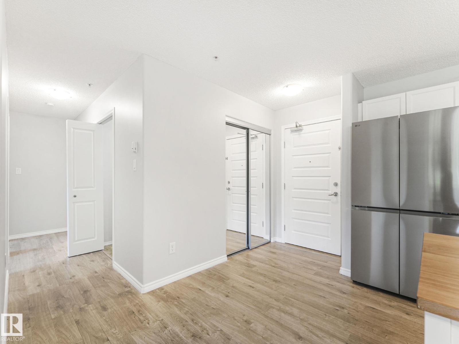 #110 646 MCALLISTER LO SW